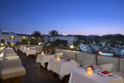 Hilton Sharm Dreams Resort - Naama Bay. Outisde dining.